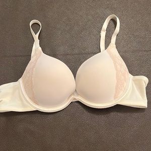 Maidenform push up bra 34A
